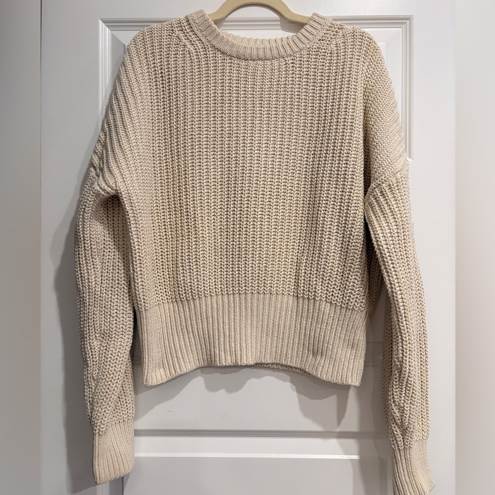 Beautiful cable knit cotton sweater, a summer staple